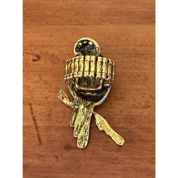 Colorful Parrot Stretch Ring Gold Tone Enamel Rhinestone Macaw Bird Size 7-8 - Picture 12 of 13